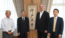 駐日ラトビア大使が神戸大学を訪問しました
