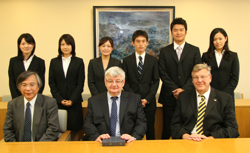 ヨシュカ・フィッシャー元ドイツ連邦共和国副首相兼外務大臣が神戸大学を訪問