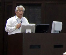 中村副学長・国際交流担当理事が神戸大学の国際交流の現状等を説明