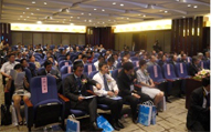 「中国蘇州シンポジウム」の会場内。同時通訳で行われました。