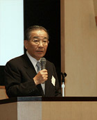 高﨑正弘会長