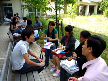 国際交流基金の研修生が神戸大学を訪問しました