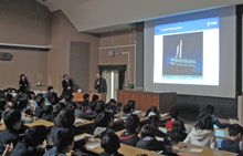附属学校を対象とした未来の宇宙開発に関する講演会を開催しました
