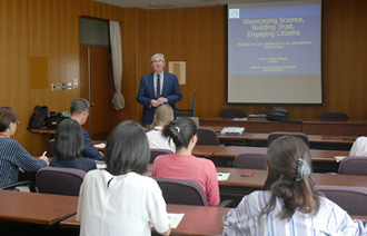 Visit from the Advisor to the Kobe University Brussels European Centre_image02