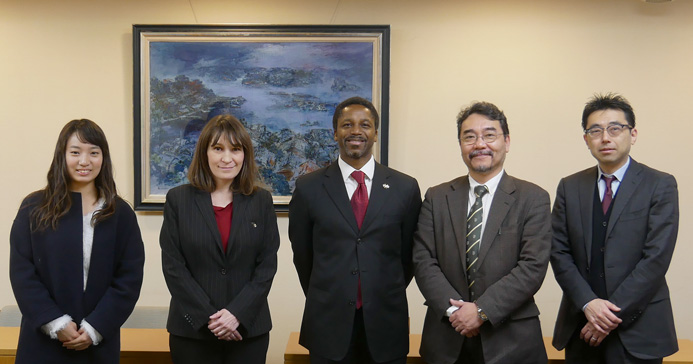 Visit from the Delegation of the European Union_image02