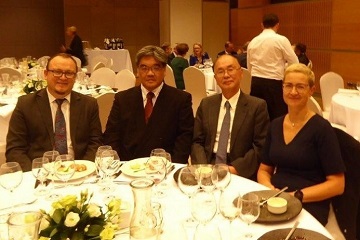 At the post-Opening Ceremony luncheon (from left: Jagiellonian’s Professor Wojciech Macyk, Kobe’s Professor Mizuhata, Kwansei Gakuin University Fellow Yukihiro Ozaki and Jagiellonian’s Professor Malgorzata Baranska).