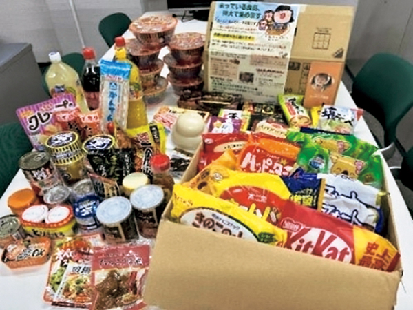「各活動で集まった食品」